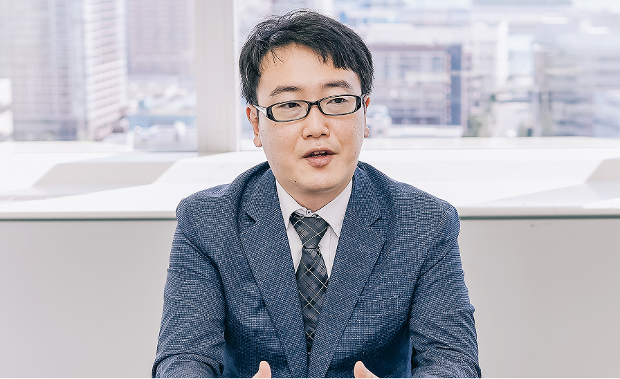 アソシエイトコンサルタント滝さんの写真